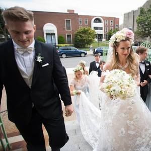 Meet your Posher, Larissa